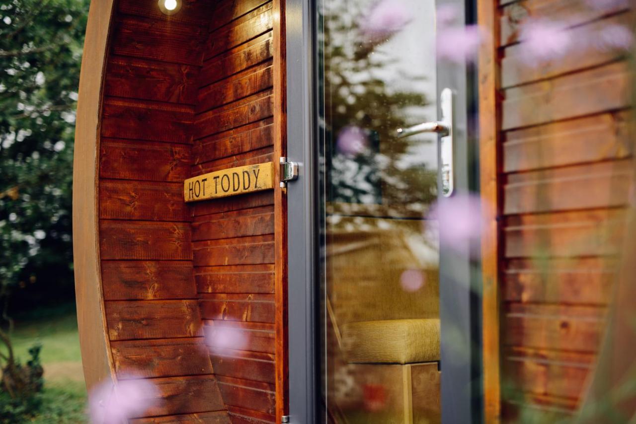 Hotel Delny Glamping And Farm Animals Invergordon Exteriér fotografie